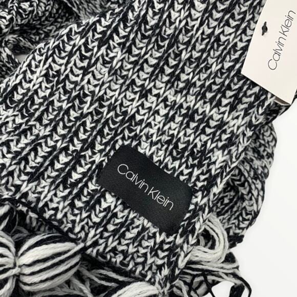 Calvin Klein Chunky Marled Knit Tassel Fringe Scarf NEW - Picture 4 of 7